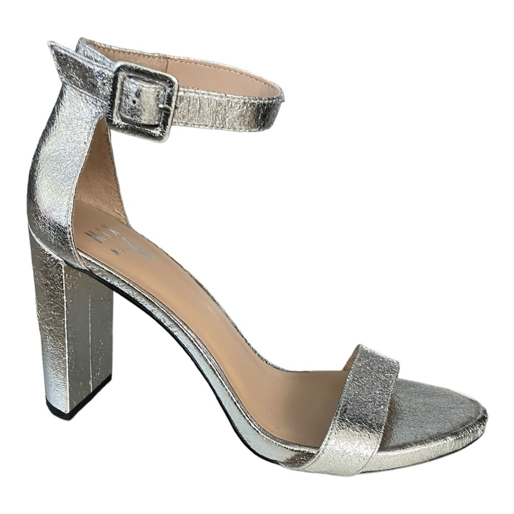 Mix NO. 6 Silver Pumps Sandal size 8 ankle strap